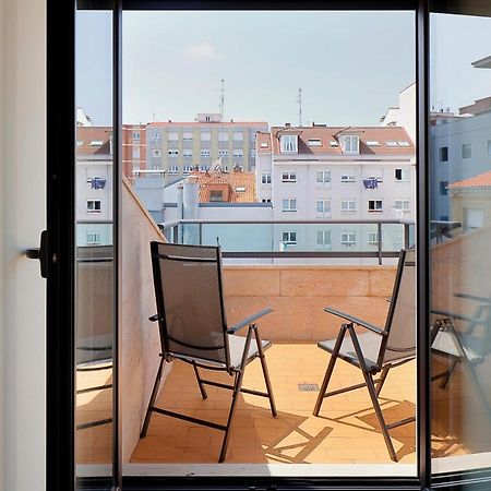 Atico Con Terraza, Vistas Al Mar Y Parking En Playa De S Lorenzo Gijón Exterior foto